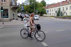 Spalviniame sergamumo COVID-19 liga žemėlapyje trečdalio savivaldybių teritorijos jau geltonos