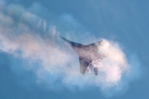 Į Juodąją jūrą nukrito Bulgarijos naikintuvas