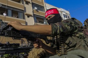 Izraelis: „Hamas“ slopino signalus iš sunaikinto žiniasklaidos pastato Gazos Ruože