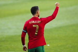 Portugalijos palydėtuvės į „Euro2020“ pažymėtos C. Ronaldo ir B. Fernandeso įvarčiais