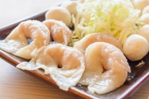 Išbandykite neįprastus žuvies patiekalus: nuo įdarytų koldūnų iki žalios žuvies