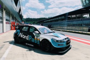 Pirmosiose lenktynėse Austrijoje J. Karklys finišavo aštuntas