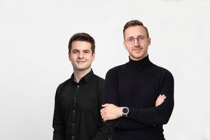 Vaikus Lietuvoje robotika sudominę vaikinai – apie sudėtingiausią laikotarpį verslui: padėjo netikėtas sprendimas