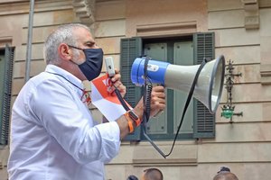 Ispanijoje – dešiniųjų protestai dėl planų suteikti malonę Katalonijos separatistams