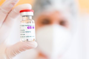 EVA pareigūnas prakalbo apie „AstraZeneca“ vakcinos atsisakymą