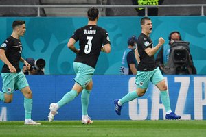 Bukarešte – austrų pergalė prieš „Euro 2020“ debiutantus bei pagerbtas Ch. Eriksenas