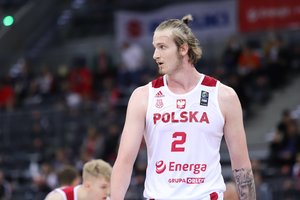 Olimpinės atrankos pasiruošimas: Lenkijos krepšininkams pirmasis blynas prisvilo