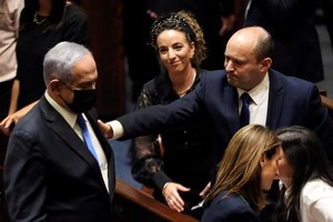 Izraelis užbaigė 12 metų trukusį B. Netanyahu vadovavimą: parlamentas patvirtino N. Benneto vyriausybę