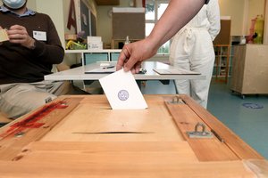 Suomijoje vietos rinkimus laimėjo konservatoriai, sustiprėjo ultradešiniųjų pozicijos