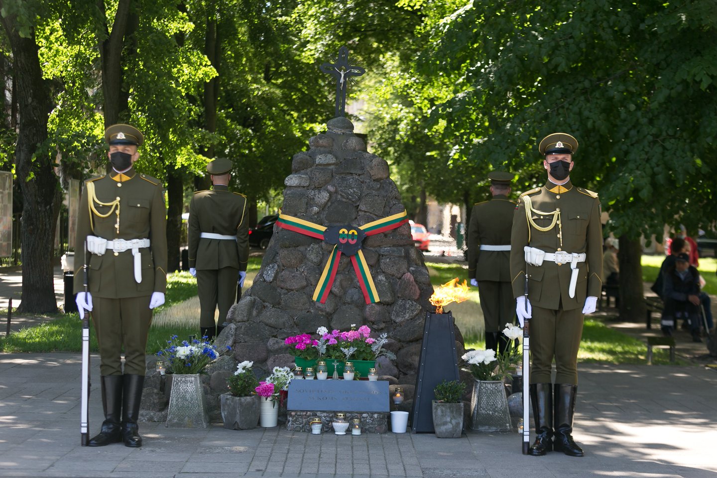 Lietuvoje pirmadienį minima Gedulo ir vilties diena – birželio 14-ąją prieš 80 metų šalį okupavę sovietai pradėjo masinius gyventojų trėmimus į Sovietų Sąjungos gilumą.<br>T.Bauro nuotr.