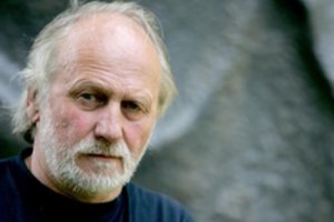 Nepaliaujantis stebinti kino režisierius Algimantas Puipa švenčia jubiliejų