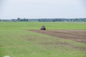 Po valdininkų deklaruota žeme pasikasė STT, ministras pažadėjo neužsimiršti