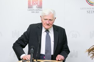 Generalinė prokurorė: Lietuva nėra gavusi Baltarusijos prašymo apklausti V. Adamkų 