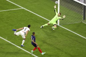 Europos futbolo galiūnų mūšyje Miunchene – svarbi prancūzų pergalė po vokiečių dūrio sau į paširdžius