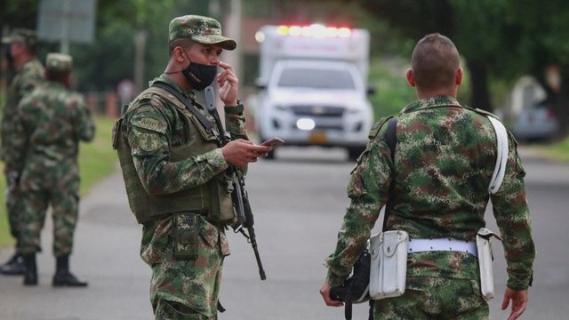 Incidentas Kolumbijos pasienyje: automobilyje paslėptos bombos sprogimas sužeidė 36 asmenis