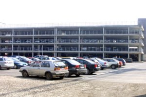 Daugiaaukštis garažas vis dar laukia leidimų – ketverių metų neužteko