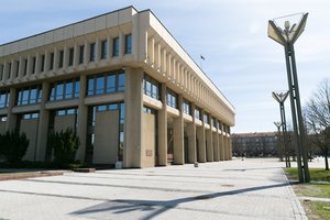 Vilnietis sunerimo: ar Seimas saugus, jei sostinės centre ilgam dingsta elektra?
