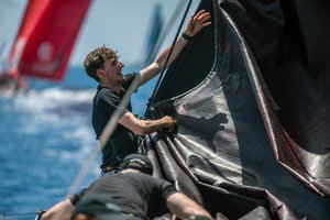 Po taktiškai sudėtingo ir kankinančiai lėto „The Ocean Race Europe“ etapo „Ambersail-2“ finišavo Genujoje