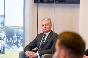 Prezidentūra – apie iškilusią grėsmę svarbiam tikslui: pandemijos suvaldymas pasiekė kritinį momentą