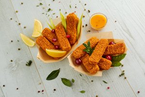 Paaiškino, ko iš tiesų yra žuvų piršteliuose – ir ar verta juos valgyti 