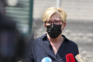 I. Šimonytė: jei kai kurie apribojimai bus galimi tik karantino režime, tada jis turės likti