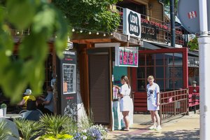 Palangą kasmet stebinanti verslininkė pristatė dar vieną naujieną: vadina tikra „bomba“