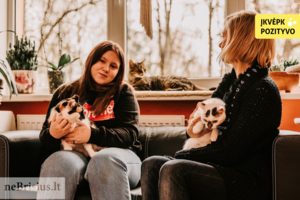 Tris žmonių ir gyvenimo nuskriaustas kates priglaudusi Rasa nesigaili nė vieno išbandymo