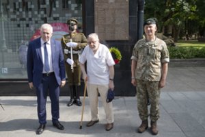 Lietuvoje pagerbiamas Birželio 23-osios karinio sukilimo dalyvių atminimas: dalyvavo ir V. Landsbergis