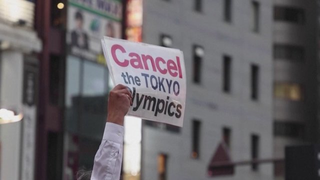 Olimpinis deglas tęsia estafetę: lygiai po mėnesio prasidės aistras keliančios Tokijo olimpinės žaidynės