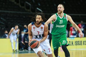 Pasirinko Stambulą: į „Fenerbahce“ atvyksta Pierria Henry