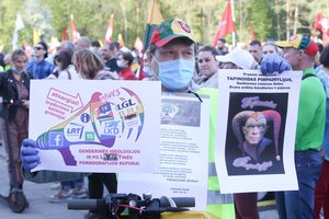Paklausė visuomenės, ar palaiko „šeimos gynimo maršą“: tvirtina, kad tai protesto prieš valdžią ir esamą situaciją rezultatas