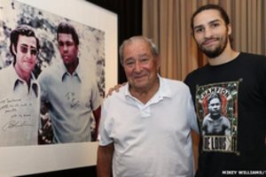 Legendinio Muhammado Ali anūkas pradės profesionalaus boksininko karjerą