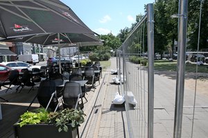 Vos pradėjusias kvėpuoti kavines vėl dusina: valdžia darbų imasi pagal prasčiausią scenarijų – blogiau nesugalvosi