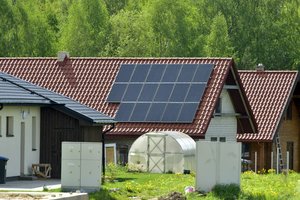 Norinčių daugiau nei pinigų – saulės elektrinių panorusiems gyventojams skyrė papildomą finansavimą