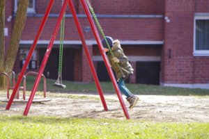 Įvertino psichologinės pagalbos prieinamumą vaikams: specialistų kritiškai trūksta, bet problemų nepastebi net suaugusieji