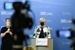 Iš Vyriausybės – I. Šimonytės perspėjimas: karantinas bet kada gali grįžti kaip lokalus režimas