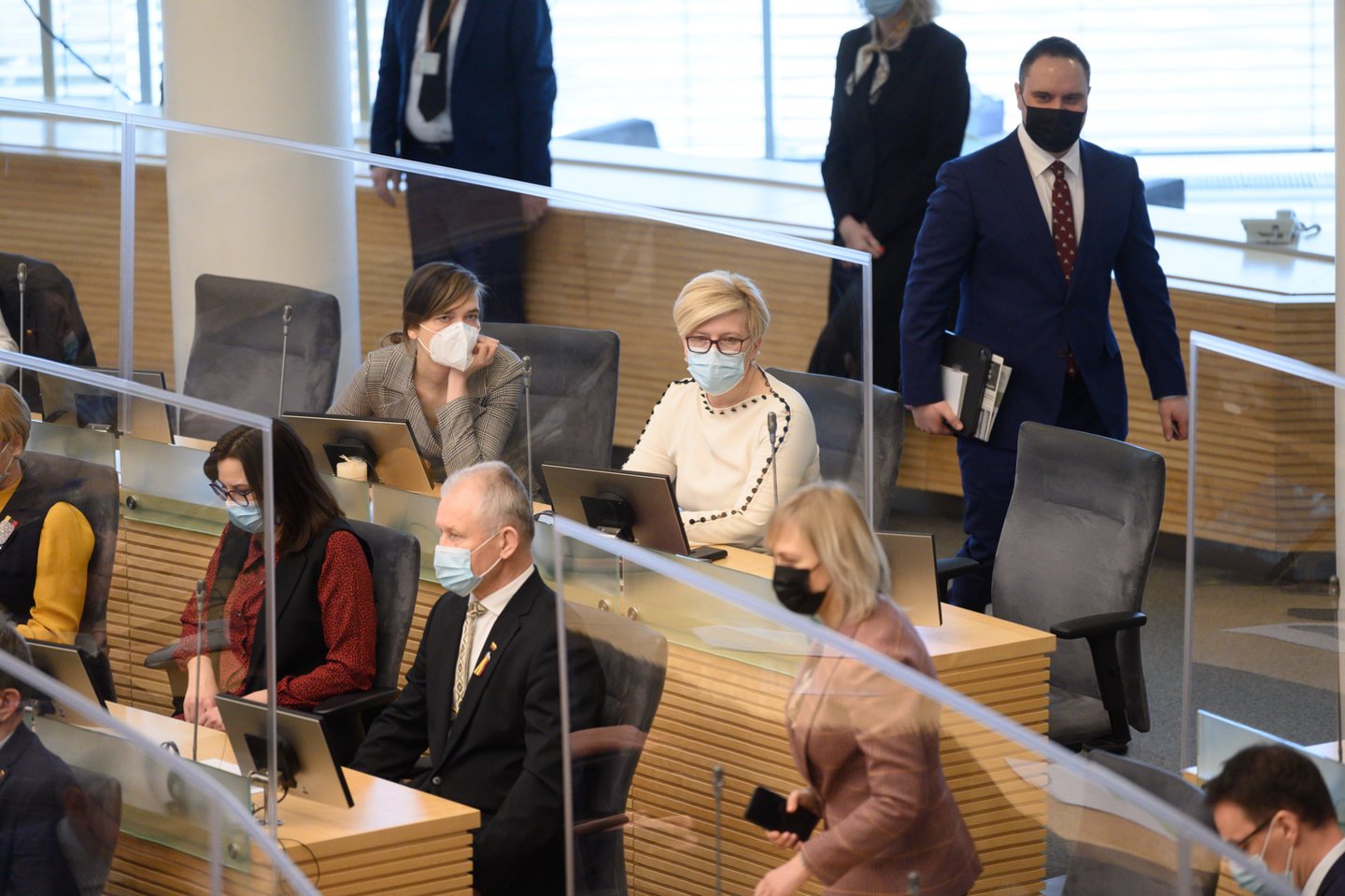 Parlamentarai linkę atidaryti Seimo duris jaunimui nuo 21 metų.<br>V.Skaraičio nuotr.