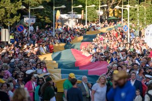 Dėl liepos 6-osios – Vyriausybės pakeitimas: neregistruos renginių dalyvių 