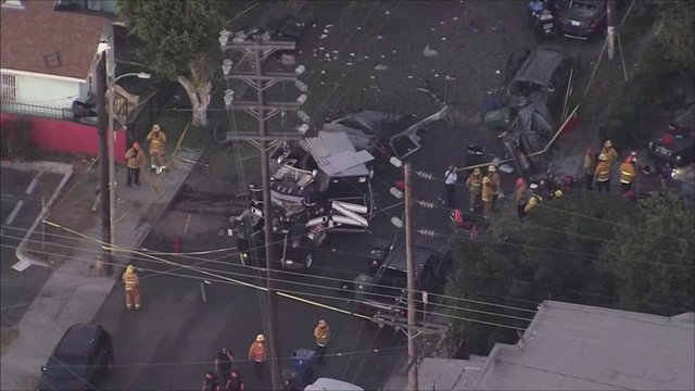 Los Andžele pareigūnams mėginant išminuoti nelegalius sprogmenis – nugriaudėjo sprogimas