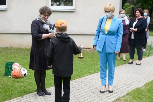Ugdymui lietuvių kalba tautinių mažumų mokyklose – papildomi 400 tūkst. eurų