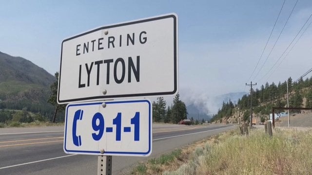 Kanadoje tęsiantis pražūtingai kaitros bangai dėl gaisrų evakuojami šimtai žmonių