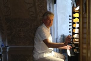 Muzikas ir teisininkas Tomas Bakučionis: „Gyvenu kaip laive – pykina, bet plauki“