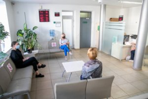 Karantinas baigėsi: ligonių kasos gyventojus vėl aptarnauja gyvai