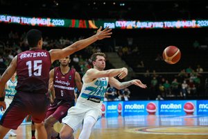 Slovėnija užtikrintai įveikė Venesuelą ir žengė į Kauno atrankos turnyro finalą