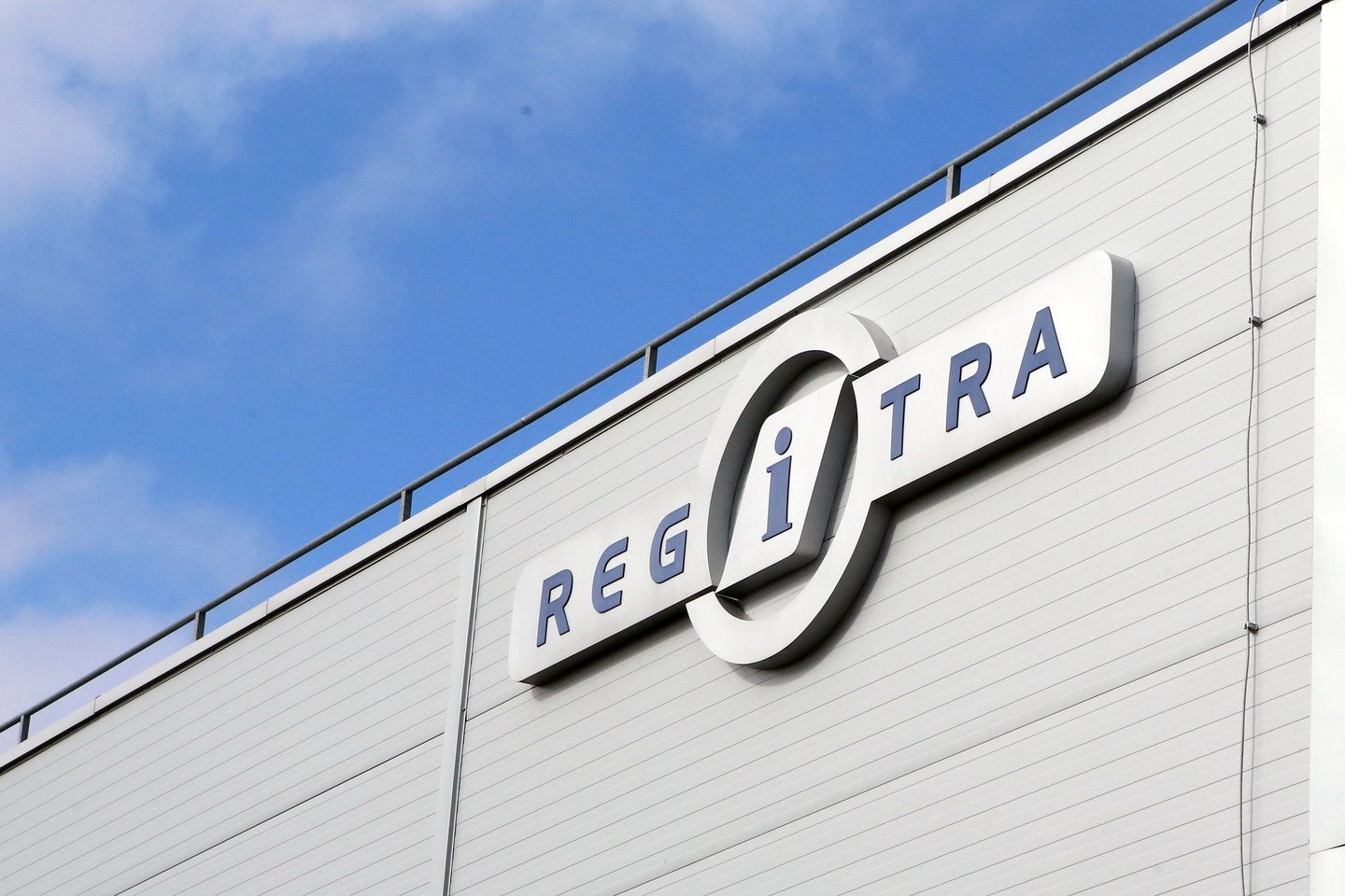 Valstybės įmonė „Regitra“ netrukus atnaujins elektronines paslaugas.<br>M.Patašiaus nuotr.