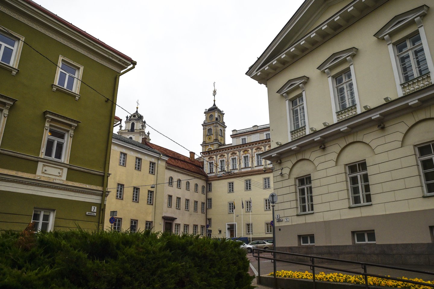 Vilniaus universitetas (VU) kviečia apsilankyti jo architektūriniame ansamblyje.<br>V.Ščiavinsko nuotr.