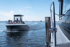 Nė neįtartum, kad medžioja apleistus laivus: neįprasta veikla užsiimančio vyro darbas gali kainuoti ir šimtus tūkstančių