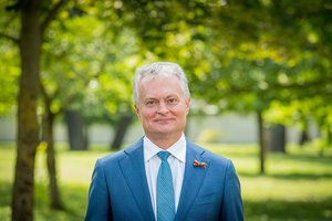 Prezidentas Gitanas Nausėda sveikina Valstybės dienos proga: likime vieningi ir orūs