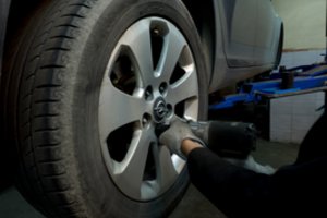 Ministerija siekia panaikinti nelegaliai dirbančius autoservisus – tikslina aplinkosaugos reikalavimus