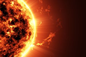 Saulė bunda: užfiksavo pirmą tokį stiprų žybsnį per ketverius metus